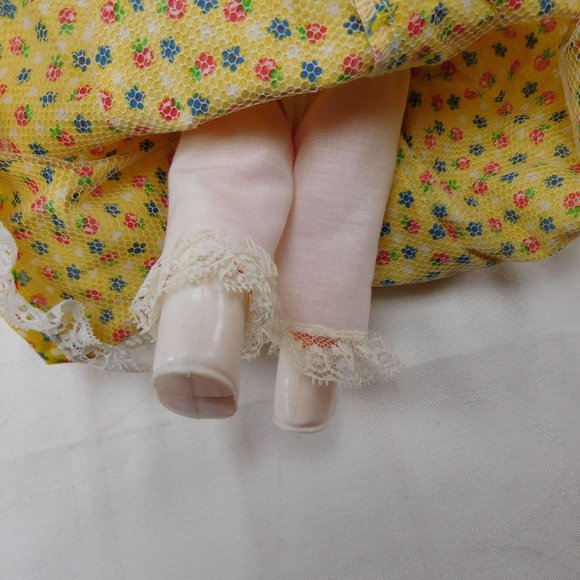 Vintage Gambina Doll #104 Yellow Dress with Tag Collectors - Picture 6 of 7